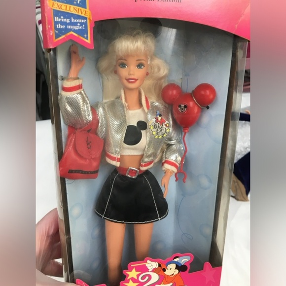 SPECIAL EDITION 25TH ANNIVERSARY WALT DISNEY WORLD BARBIE UNOPENED 1996 - Picture 2 of 8